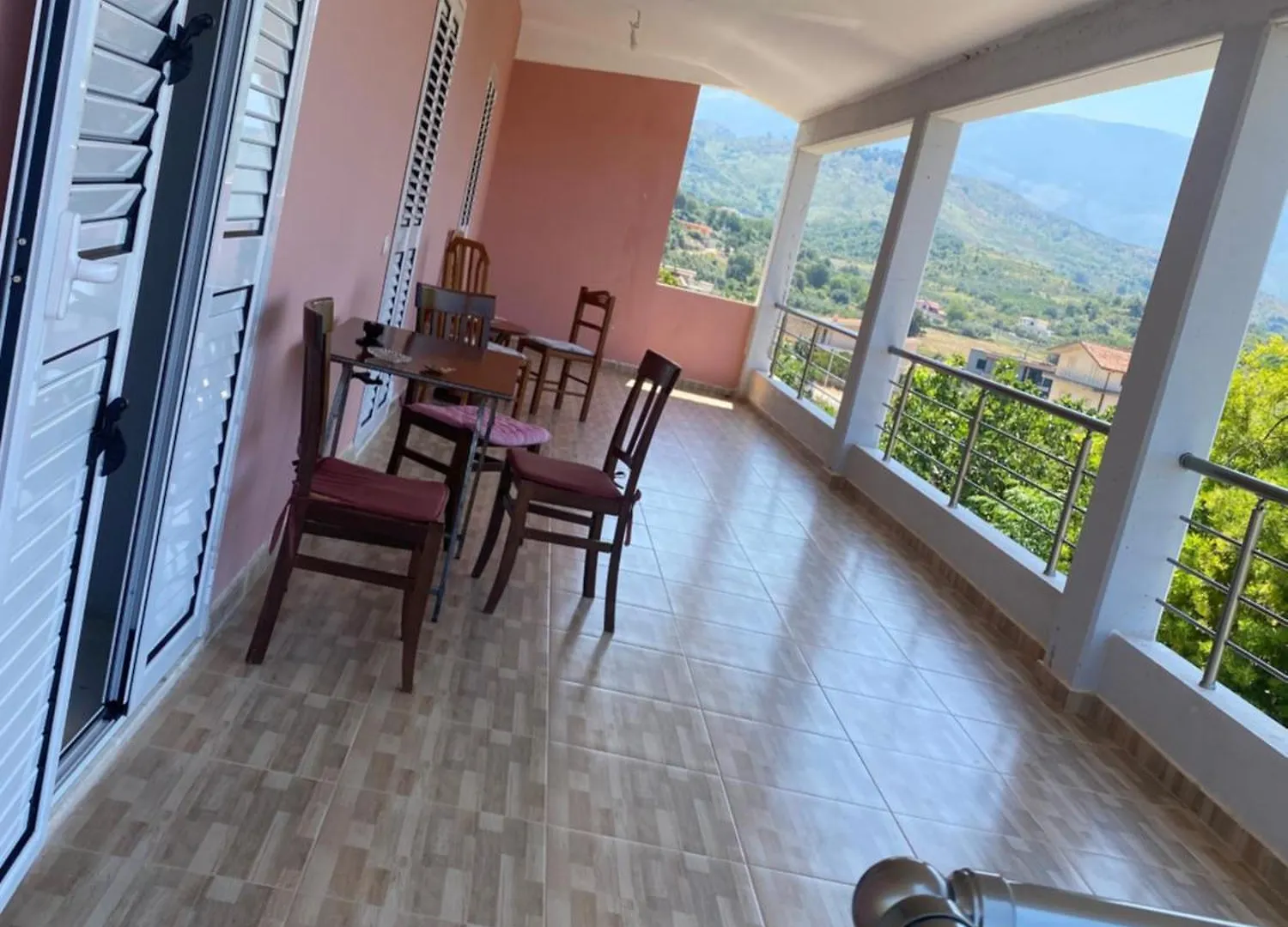 Trajas Izvor Panorama酒店