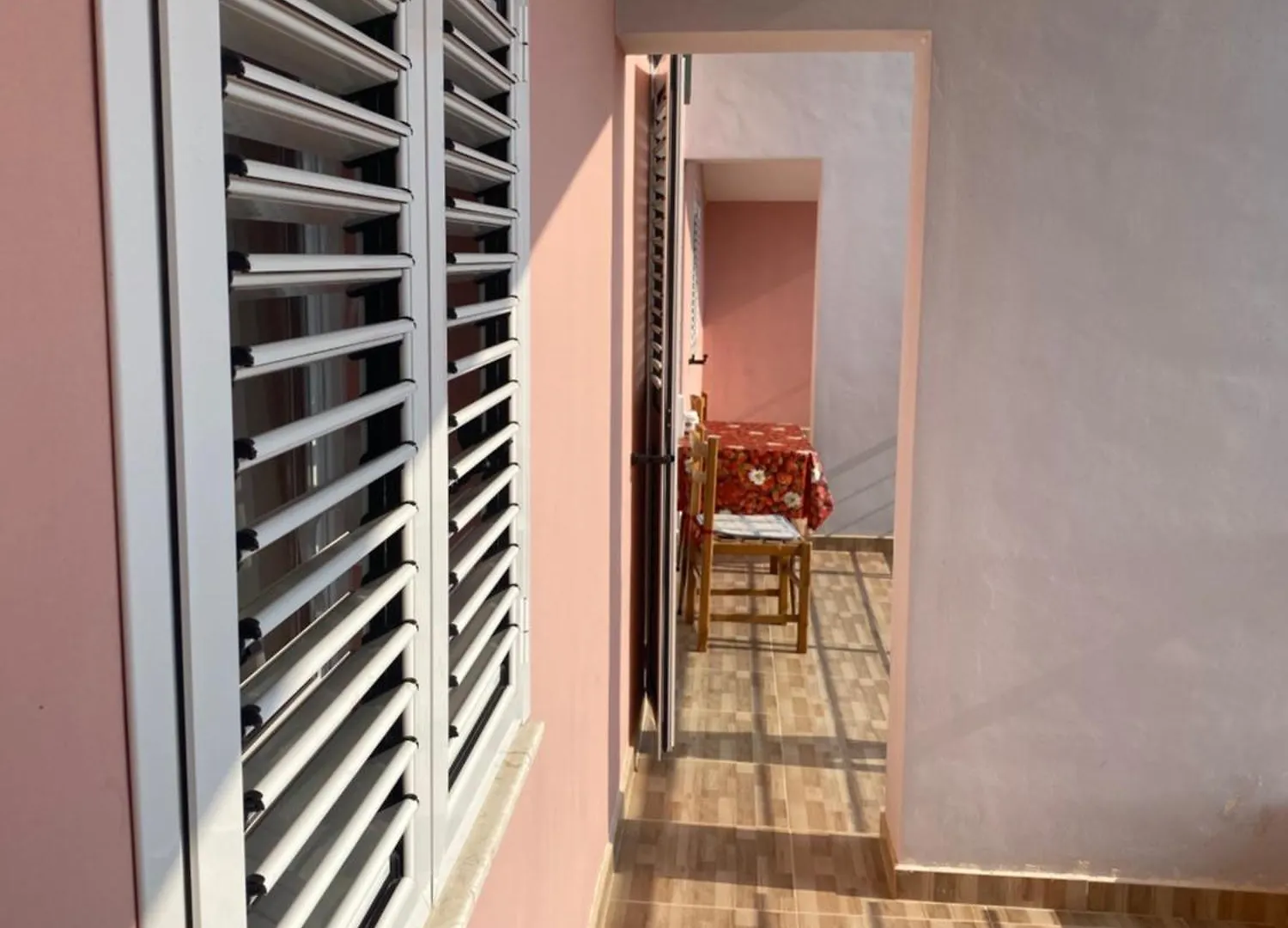 Affittacamere Hotel Izvor Panorama Trajas Albania