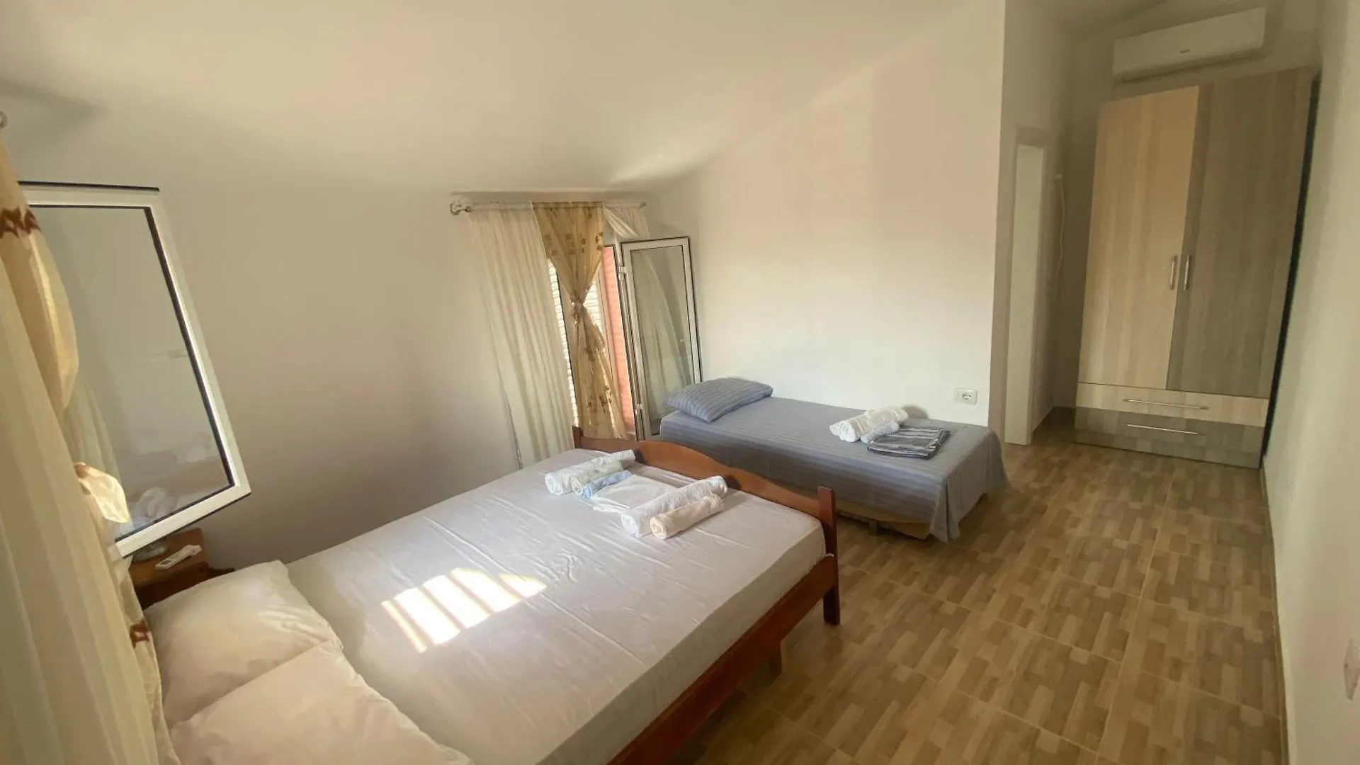 Hotel Izvor Panorama Trajas 0*,  Albania